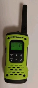 Motorola Solutions T600 H2O zasięg 35 mil wodoodporne radio dwukierunkowe - Zdjęcie 1 z 4