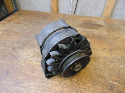 Alternador Mercedes W123 300D 240D 300CD 300TD BOSCH W114 W115 W116 Foto 1 de 4