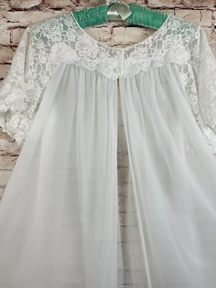 复古 Sears 白色双透明雪纺花边新娘 Peignoir 长袍 尺寸 34 LOVELY — 第 1/4 张图片