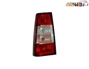 Fanale posteriore sinistro Aixam 400-4 1997-2004 numero telaio VLGE34VBA - Foto 1 di 1