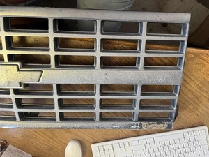C007. 1989-1991 Chevy C10 Grille - Picture 1 of 7