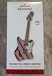 2013 Hallmark Magic Ornament Peppermint Guitar We Wish You a Merry Christmas - Bild 1 von 4