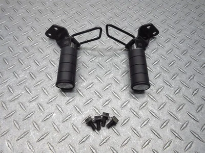 2009 06-09 Suzuki Boulevard C50 VL800 Rear Foot Passenger Peg Bracket Left Right - Image 1 of 4