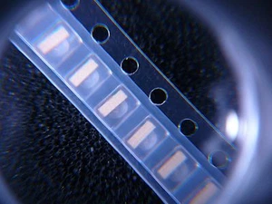 AGILENT HSMS-C660 R/A SMD Chip LED RED 639nm Water Clear  **NEW** Qty.10 - Picture 1 of 1