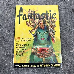 Fantastic Vol. 1 No. 1 1952 Ray Bradbury Isaac Asimov, Raymond Chandler - Picture 1 of 7