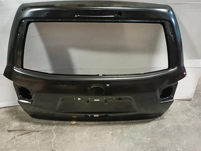 2008-2017 Toyota SEQUOIA 67005-0C101 Trunk Hatch Shell Skin 11205476 - Изображение 1 из 4