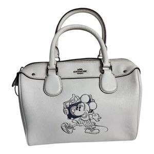 Coach X Disney Minnie Mouse Gesso Mini Bennett (Edizione Limitata) F29356 - Foto 1 di 12