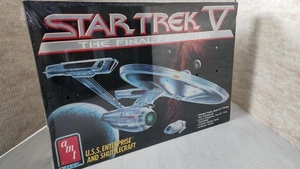 Star Trek V The Final Frontier U.S.S. Enterprise - AMT/ERTL Model Factory Sealed - Picture 1 of 5