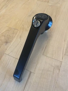 Saginaw Control SCE-PKH7 7" Latch Handle Keylocking & Padlocking With Key. - Picture 1 of 3