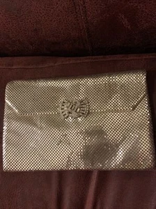 Vtg WHITING N DAVIS Mesh Silver Rhinestones Clasp Handbag Purse Read - Picture 1 of 12