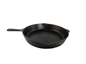 Vintage Large Wagner 14" Cast Iron Skillet Double Spout Hanger Hole Unmarked - Picture 1 of 10