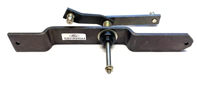 FORD TAUNUS 08/1973-75 LH РЫЧАГ СТЕКЛООЧИСТИТЕЛЯ ФАРЫ И ПОВОРОТНЫЙ ВАЛ #74BG-13K095-AA НОВЫЙ ИЗ СТАРЫХ ЗАПАСОВ! - Изображение 1 из 4