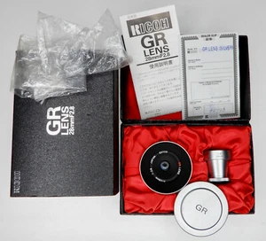 Ricoh GR 28mm f2.8 Limited Leica SM Set #02723 ........... Minty - Picture 1 of 12
