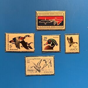 VINTAGE LOT OF 5 MIGRATORY BIRD HUNTING STAMPS