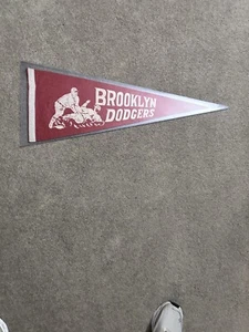 Rare Vintage Circa 1940 Brooklyn Dodgers Pennant 28”Felt MLB Baseball VG Cond. - Picture 1 of 10