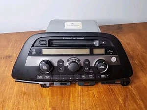 Honda Odyssey 2005-2010 6 Disc CD XM Radio 39100-SHJ-A110 OEM Genuine - Bild 1 von 14