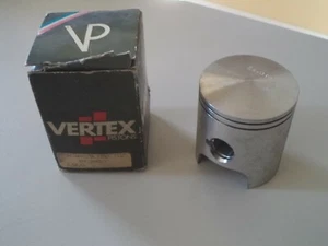 ROTAX APRILIA 125 T127 - PISTONE VERTEX 54,01 MM (NO FASCE E NO SPINOTTO) NUOVO - Foto 1 di 1