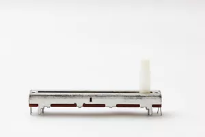 100K + 100K B LIN MINI SLIDE POTENTIOMETER ALPHA POTENT DESLIZANTE. 1 PC. RCPNU9 - Picture 1 of 2