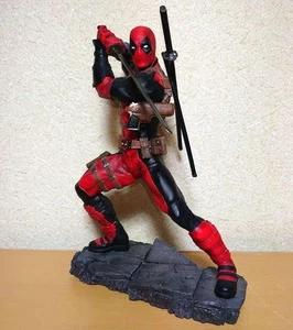 Deadpool Maximum Fine Art Statue Figure American Comics Multicolor Opened Used - Picture 1 of 12