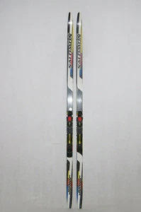 SALOMON " EQUIPE JUNIOR " TOP LANGLAUF SKATING SKI 146 CM + SNS BINDUNG - Picture 1 of 4