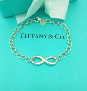 Tiffany & Co. Rare Infinity Link 7.25" Chain Bracelet in Sterling Silver - Picture 1 of 8
