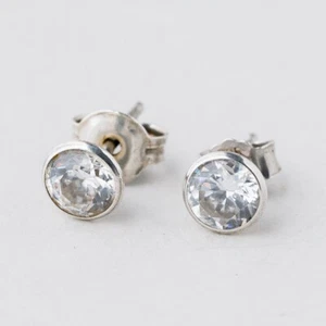 Ohrringe Ohrstecker 925 Silber Weiße Steine 0,76 g - Picture 1 of 7