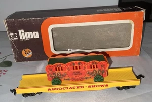 HO Scale Lima Associated Shows Flat Bed W/ Mini Circus. RARE - Picture 1 of 15