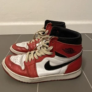 Size 6.5 - Jordan 1 Retro High Chicago 1994 - Picture 1 of 9