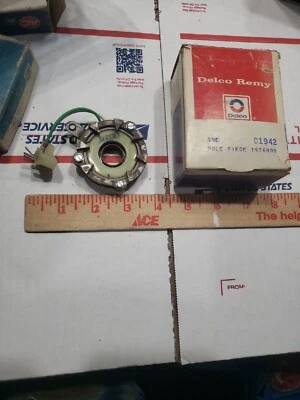 Nuevo de Lote Antiguo GM 1980-81 PONTIAC FIREBIRD 1980 Chevy Camaro Distribuidor Pieza de Poste con Placa Foto 1 de 2