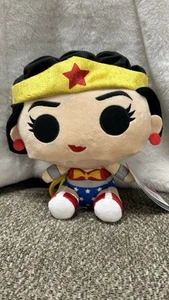 Funko Pop! Plushies: Wonder Woman 80th - Classic Wonder Woman (1950er Jahre) Plüsch - Bild 1 von 4
