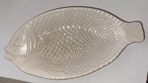 Mid Century Modern McCoy White Glazed Pottery 12” Fish Platter 9374 USA 2E - Picture 1 of 5