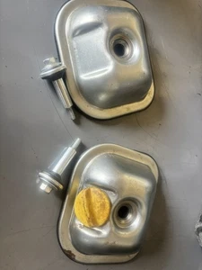 Predator 22hp 670cc Valve Cover Set With Bolts - Picture 1 of 2