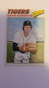 1977 TOPPS DAVE ROBERTS #363 NM - Picture 1 of 1