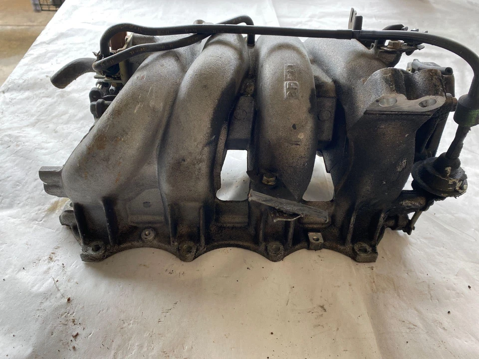 2001 - 2005 MAZDA MIATA Engine Intake Manifold Upper Assembly Convertible 1.8L - Image 1 of 4