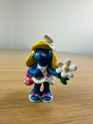 De colección 1993 Pitufina Coleccionable Retirada Retro Niños Juguete Original Mini Pitufo Foto 1 de 4