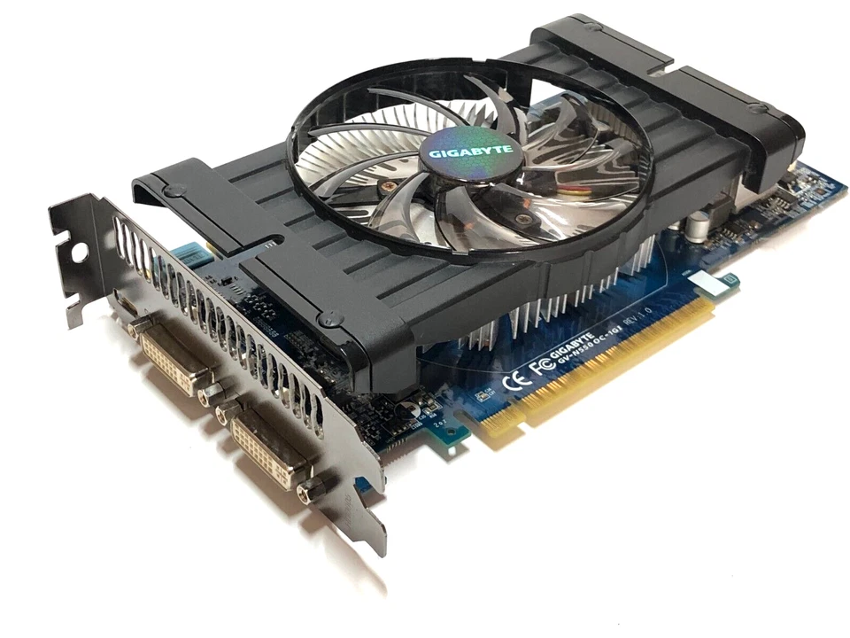 Gigabyte NVIDIA GeForce GTX 550 Ti GV-N550OC-1GI 1GB GDDR5 PCIE Graphics Card - Image 1 of 4