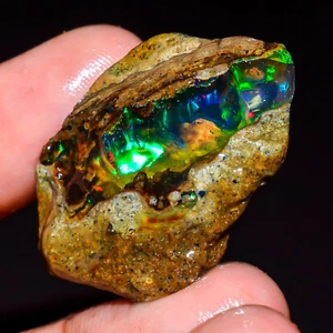 Opal Rough, Ethiopian Opal Raw, Loose Gemstone Oil Opal Raw, Wt 38, 33X21X13 MM - Picture 1 of 4
