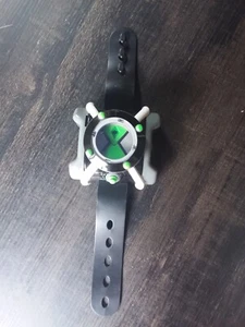 Ben 10 Deluxe Omnitrix Interactive Electronic Watch 2017 Works - Picture 1 of 8