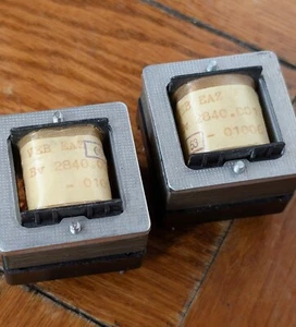 Par de transmisores de estudio VEB EAZ Bv 2840.001 - tecnología de estudio (RFZ / RFT) - Imagen 1 de 4