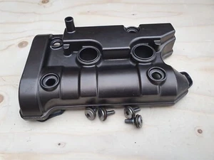 YAMAHA MT-07 TRACER 700 XSR700 2014-2017 Valve Cover & Bolts - Picture 1 of 11