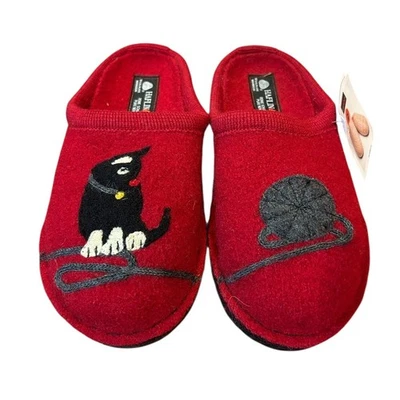 NWT HAFLINGER Red Boiled Wool Black Cat Yarn House Slippers Women's EU 36, US 5 - Image 1 of 4