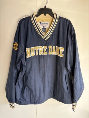Chaqueta Pullover Notre Dame Fighting Irish Grande Vintage Años 90 Campeón Azul Marino Dorado  Foto 1 de 4