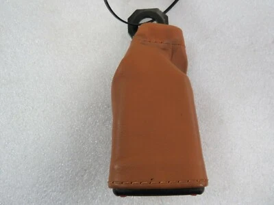 Ferrari California, receptor de cinturón de seguridad trasero, marrón, usado Foto 1 de 4