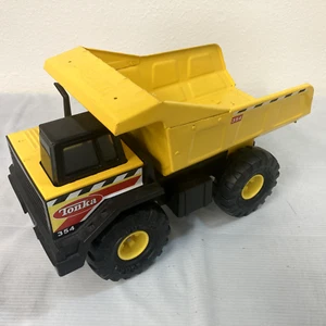 Tonka (Hasbro) 354 Dump Truck Metal & Plastic 1999 C239A XMB-975 Wheels - Picture 1 of 8