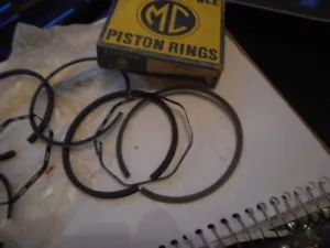 NOS BSA Triumph MC Piston Rings Set 0.50mm Over Size AC300 AC 300 - Imagen 1 de 1