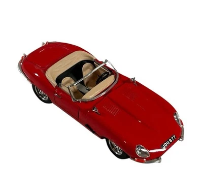 Coche modelo vintage Burago 1961 rojo 1/18 Jaguar tipo E cupé edición limitada Foto 1 de 4