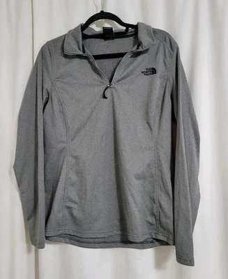 The North Face Sz Lg 1/4 Zip Sweater Gray Sporty Athletic Basic Normcore *Issue - Image 1 of 4