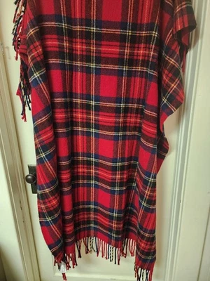 Pendleton Wool Stadium Blanket Red Tartan Plaid 68x54 Lap Throw - Image 1 of 4