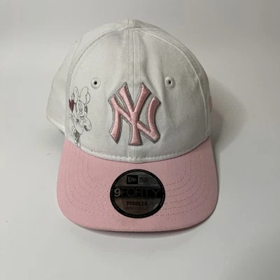 New Era 9Forty MLB New York Yankees Disney Minnie Heart Gorra Niño Ajustable Rosa Nuevo con Etiquetas Foto 1 de 4