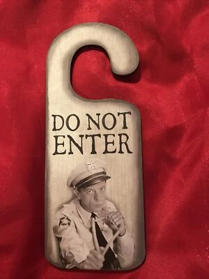 Percha de puerta grabada para no entrar en GRIFFIN Foto 1 de 2